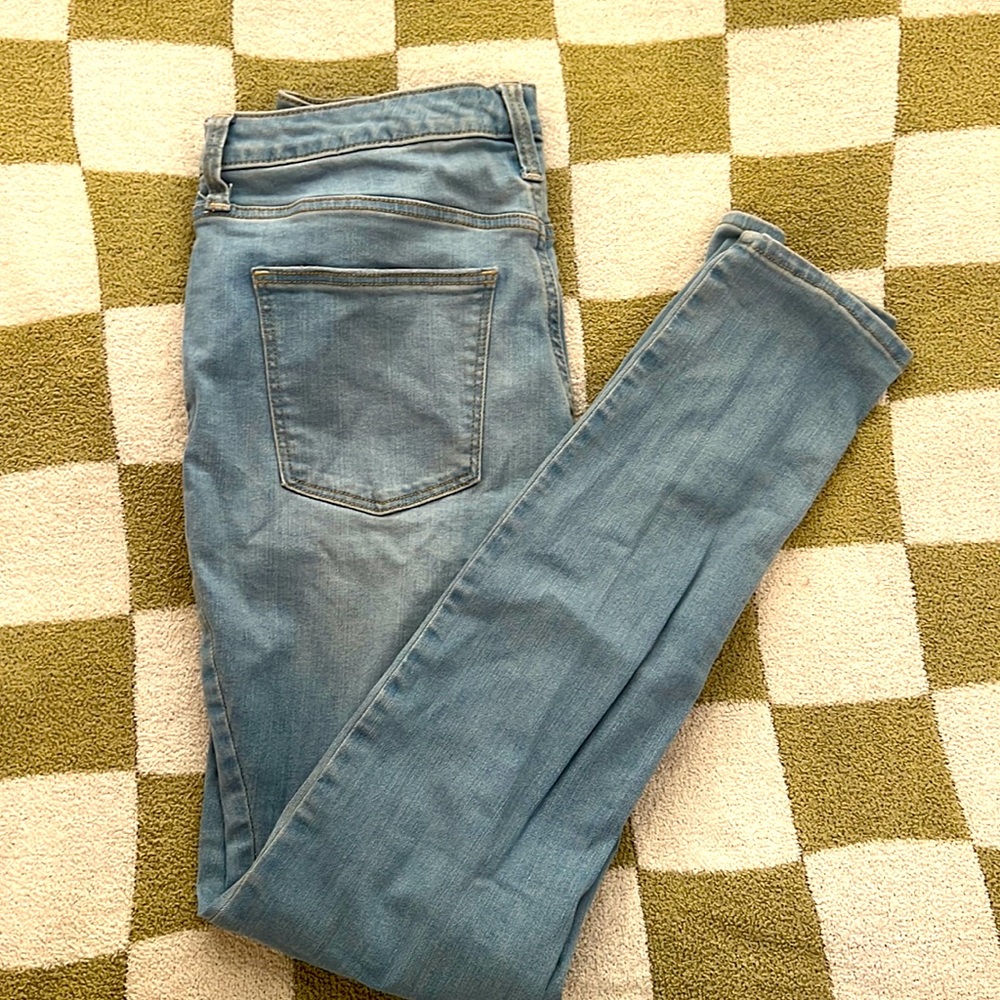 Universal Thread Goods Co. High rise skinny jeans 👖✨ size 12/31L
